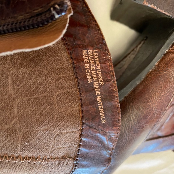 STUNNING Born Zip Boots size 9 lightly worn - Picture 4 of 6